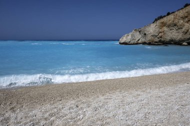 Yunanistan 'ın İyon Adaları' ndaki Porto Katsiki plajı yakınlarındaki Lefkada Sahili 'nin Muhteşem Panoraması