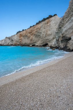 Yunanistan 'ın İyon Adaları' ndaki Porto Katsiki plajı yakınlarındaki Lefkada Sahili 'nin Muhteşem Panoraması