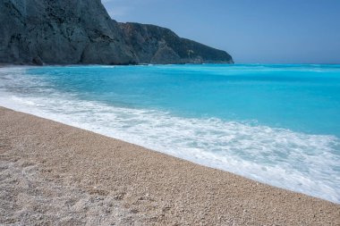 Yunanistan 'ın İyon Adaları' ndaki Porto Katsiki plajı yakınlarındaki Lefkada Sahili 'nin Muhteşem Panoraması