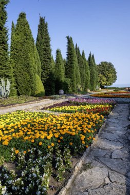 Bulgaristan 'ın Dobrich bölgesinin Balchik kentindeki Botanik Bahçesi' nin inanılmaz manzarası