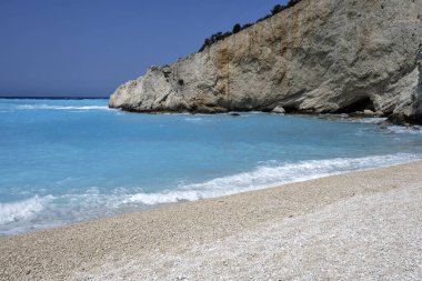 Yunanistan 'ın İyon Adaları' ndaki Porto Katsiki plajı yakınlarındaki Lefkada Sahili 'nin Muhteşem Panoraması