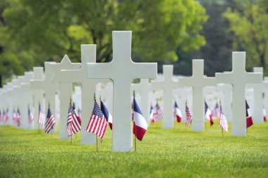 Anma Günü Amerikan mezarlığında 