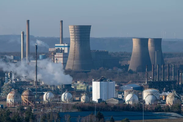 Industry Cooling Towers — Stock Photo, Image