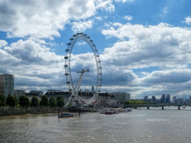 Güneşli bir günde Londra 'nın gözü