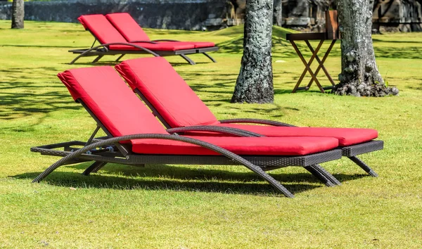 Parasol and sunbed — Stock Photo, Image