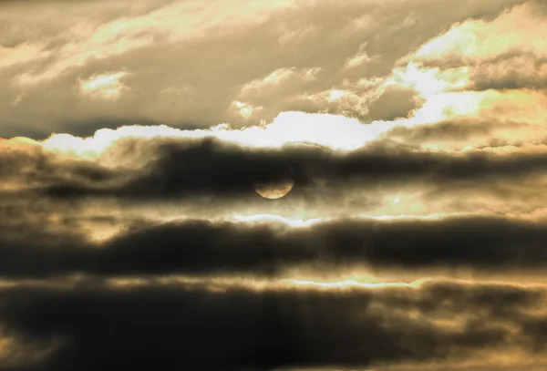 Sun and clouds — Stock Photo, Image