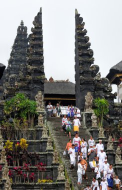 Tapınak besakih Endonezya