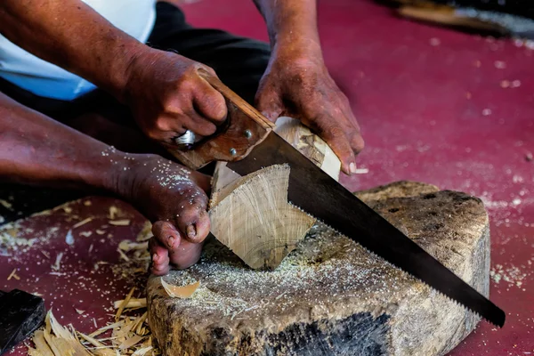 Sculptor of mask in Bali — Stock Photo, Image