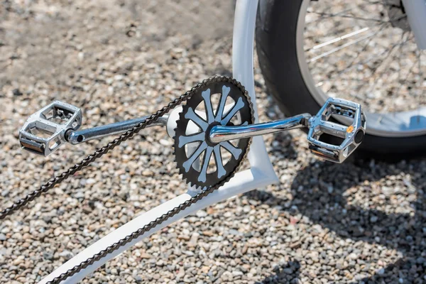 Pedais de bicicleta de perto — Fotografia de Stock