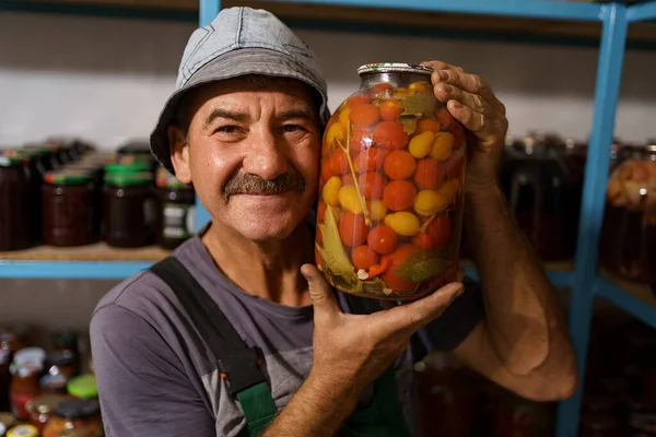 Cosecha casera en escabeche — Foto de Stock