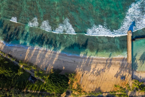 Luftaufnahme Des Waikiki Queens Beach Oahu Berühmte Surfer Strand Morgenlicht — Stockfoto
