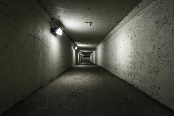 Empty tunnel at night — Stock Photo, Image