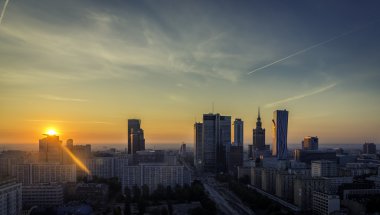 Varşova şehir merkezi gündoğumu hava manzarası, Polonya