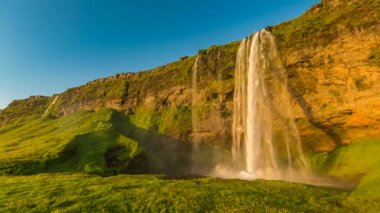 seljalandsfoss Şelalesi