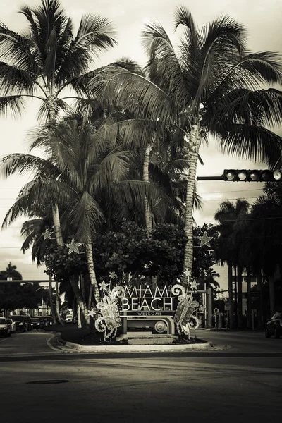 Miami beach welkom teken — Stockfoto