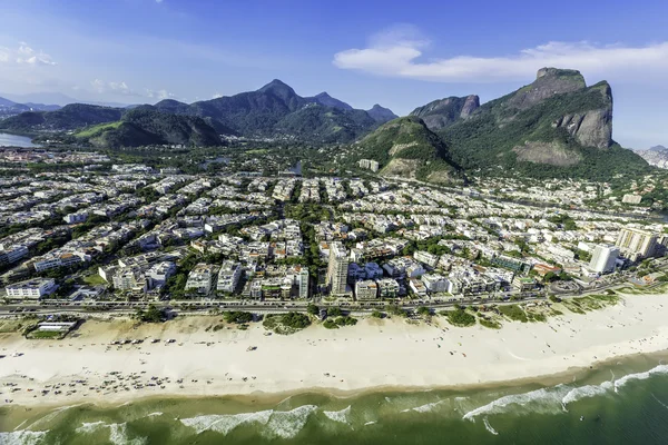 Barra Da Tijuca de Río de Janeiro frente a la playa —  Fotos de Stock