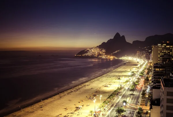 Plaża ipanema w Rio de Janeiro, Brazylia — Zdjęcie stockowe