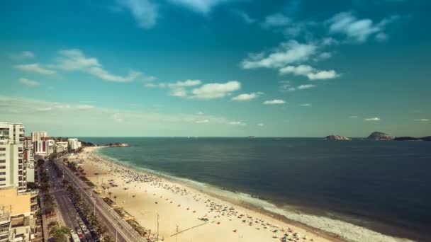 Plaży Copacabana w rio de janeiro — Wideo stockowe