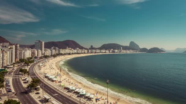 Playa de Copacabana en Río de Janeiro — Vídeo de stock