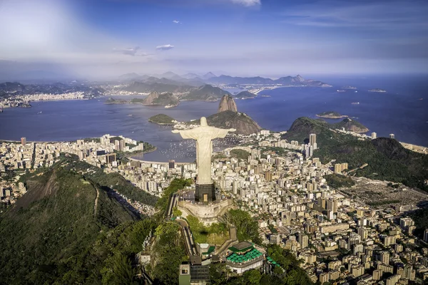 Cristo e a Baía de Botafogo — Fotografia de Stock