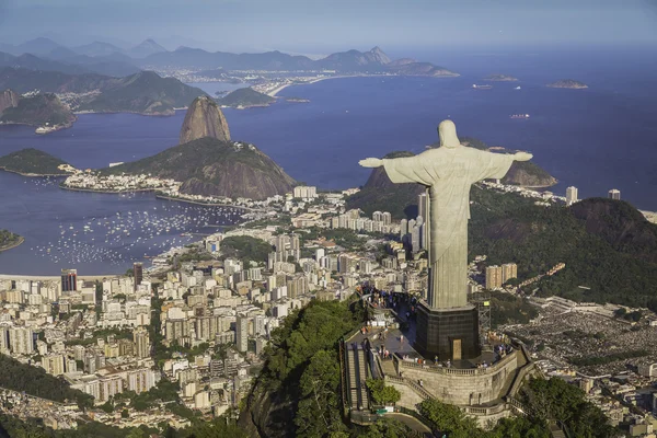 Christ and Botafogo Bay — Stock Photo, Image