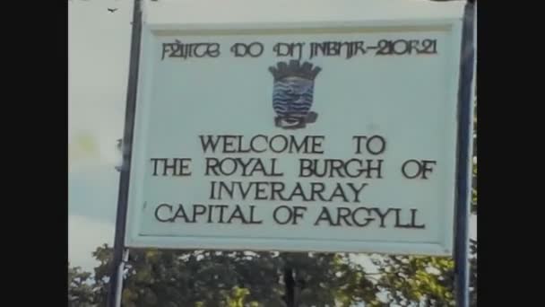 Inveraray 1965, vista de la ciudad de Inveraray en Escocia 3 — Vídeos de Stock