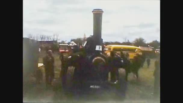 Birleşik Krallık 1969, Tarihi traktör 2 — Stok video