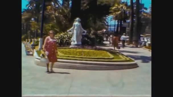 Italy 1966, Sanremo street view with people in 60s — Stock Video