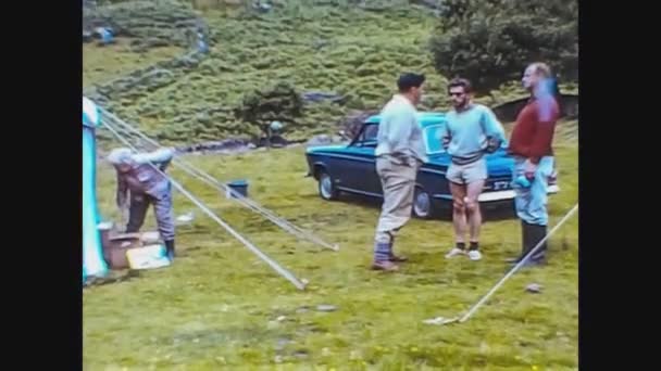 イギリス1968年田舎の学校キャンプ10 — ストック動画