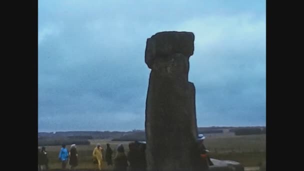 Reino Unido, Stonehenge vista del sitio arqueológico 7 — Vídeo de stock