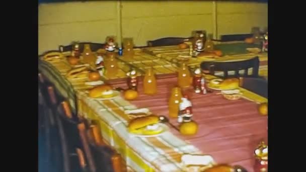 Wielka Brytania 1966, Family Christmas dinner in 60s 5 — Wideo stockowe