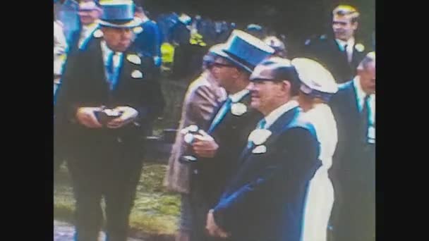 Велика Британія 1965, сцена весілля в 60-х — стокове відео