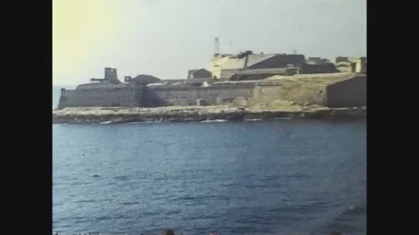 Мальта 1981, горизонт города Ла-Валье на Мальте 3 — стоковое видео