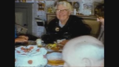 Londra, Birleşik Krallık 1960, Aile Yemeği