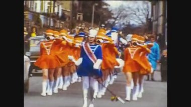 Usa 1975, Suffragette geçidi