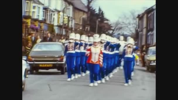 Reino Unido 1975, English parade 2 — Vídeo de Stock