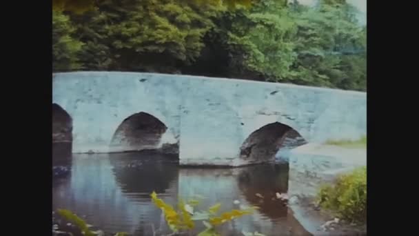 Inggris 1969, Old bridge detail 2 — Stok Video