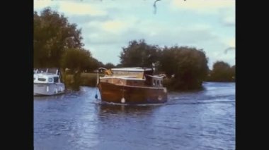 Birleşik Krallık 1969, Nehirdeki Tekneler 2