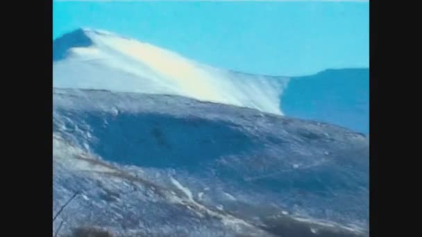 イギリス1975年ロッキー山脈 — ストック動画