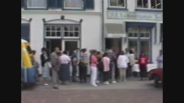 Holland 1989, Blick auf eine holländische Kleinstadt 3 — Stockvideo