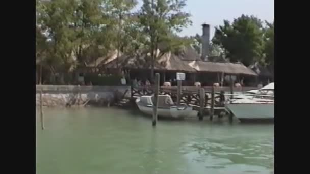 Italy 1988, Boats moored on the banks of the Po river — Stock Video
