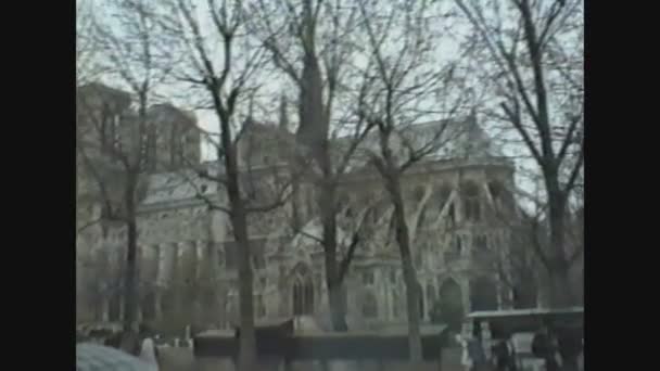 Francia 1988, Iglesia de Notre Dame en París — Vídeos de Stock