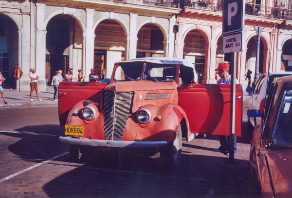 Havana Cuba Setembro 1979 Carro Clássico Havana Trânsito — Fotografia de Stock
