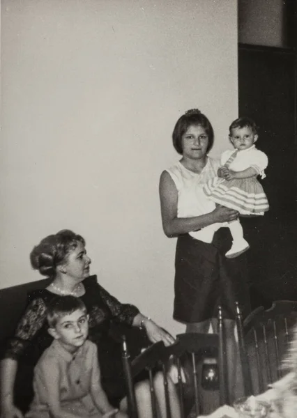 Milán Italia Octubre 1962 Momento Vida Las Personas Casa Los — Foto de Stock