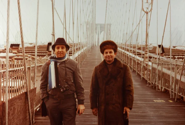 New York Usa November 1975 Emberek New York Hídon Évek — Stock Fotó