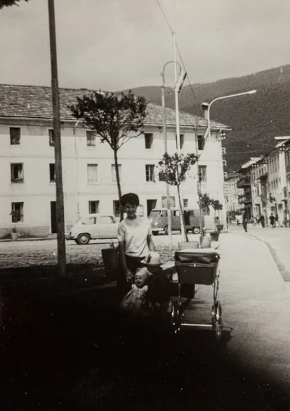Villanova Del Ghebbo Olaszország 1958 Április Emberek Utcán Években — Stock Fotó