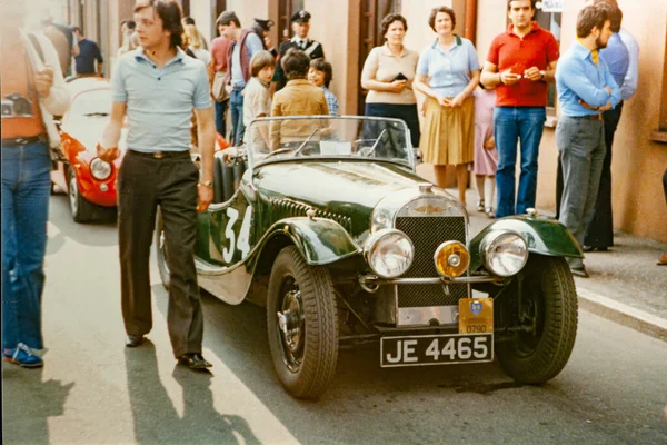 Milão Itália Agosto 1968 Carros Antigos Rua Itália Nos Anos — Fotografia de Stock