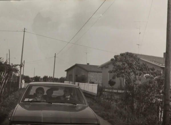 Мілан Італія Жунє 1969 Сімейна Подорож Автомобілем — стокове фото