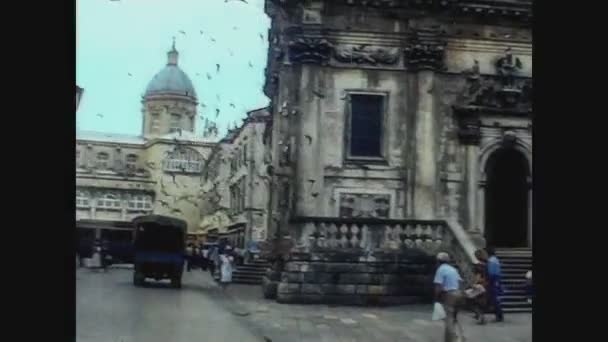 Croatia 1975, Dubrovnik city with tourist visiting 12 — Stock Video