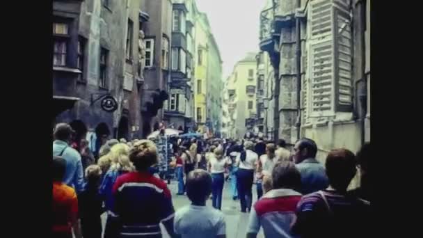 Avusturya 1975, Innsbruck sokak manzarası 7 — Stok video